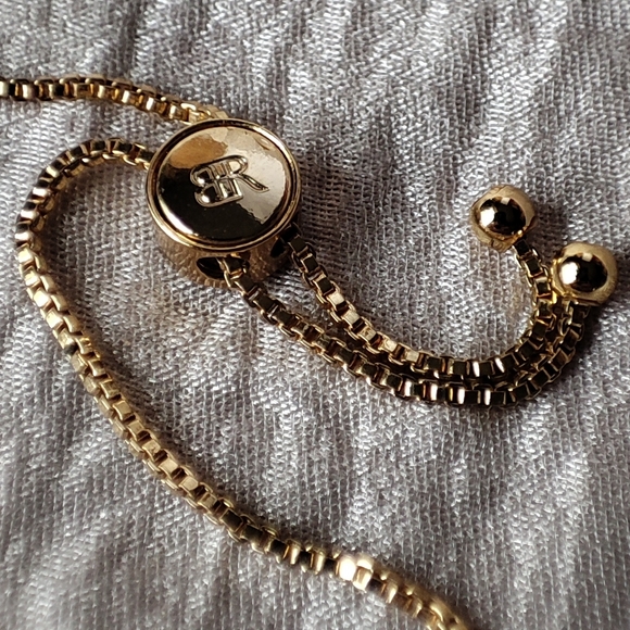 BR Banana Republic Clover Clear Rhinestone Gold Tone Slide Bracelet EUC - Picture 6 of 10